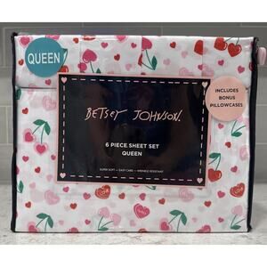 6 Pc BETSEY JOHNSON Cherry Hearts QUEEN Sheet Set Heart Super Soft Sheets NEW